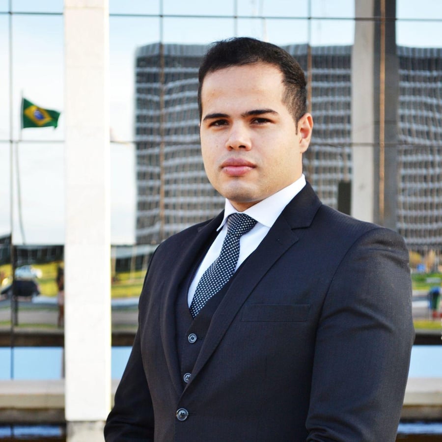 CEO 1
